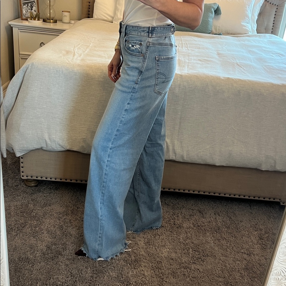 NWT AMERICAN EAGLE SUPER WIDE LEG BAGGY JEANS Sz 6